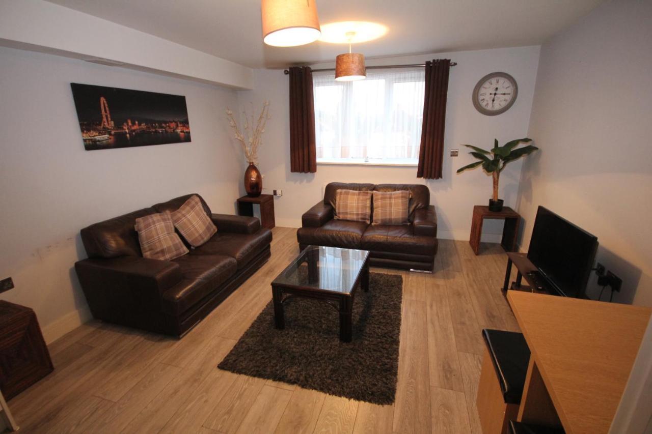 Holden Court Apartments - Apt 3 West Drayton  المظهر الخارجي الصورة