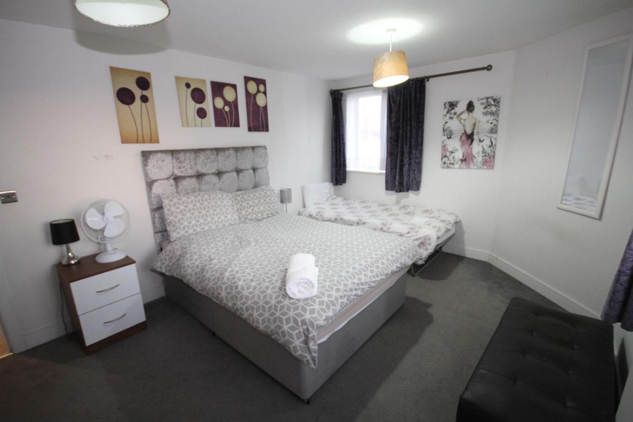 Holden Court Apartments - Apt 3 West Drayton  المظهر الخارجي الصورة