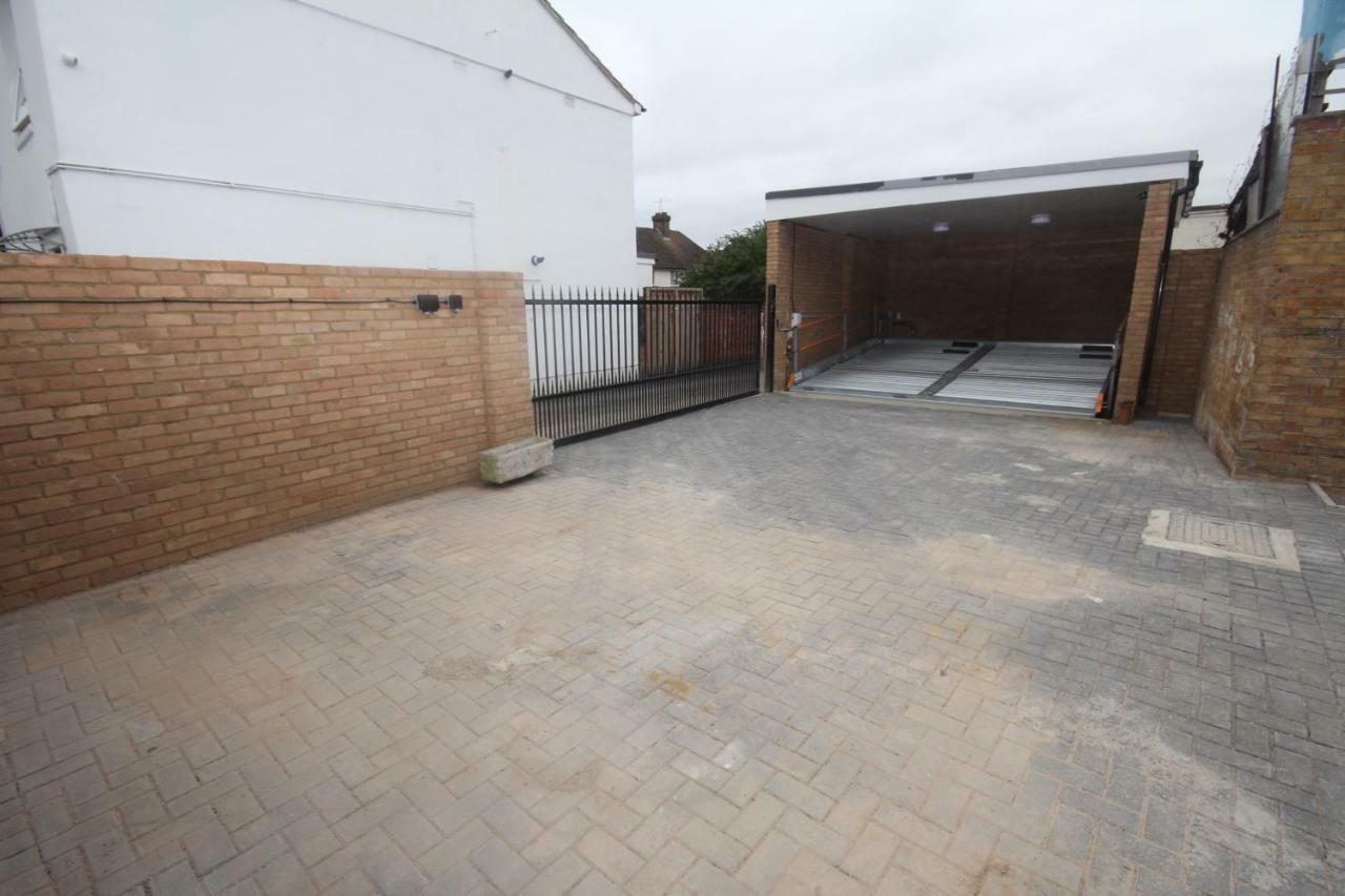 Holden Court Apartments - Apt 3 West Drayton  المظهر الخارجي الصورة